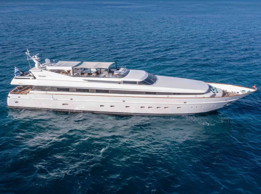 M/Y Mobius