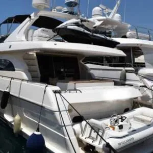 M/Y FERRETTI 720