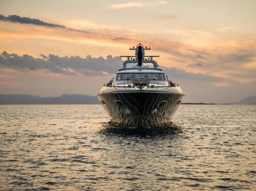 M/Y Aquarella Special Offer till Valentine's Day! Blu Cove Yachting