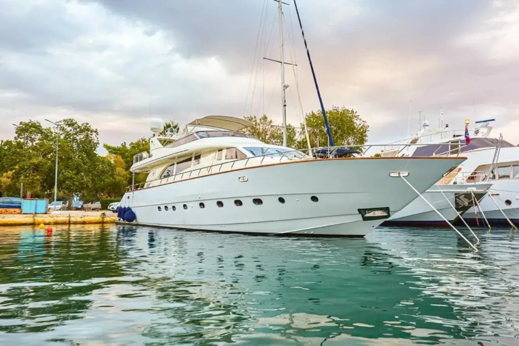 Crewed Yacht Charters Blu Cove Yachting