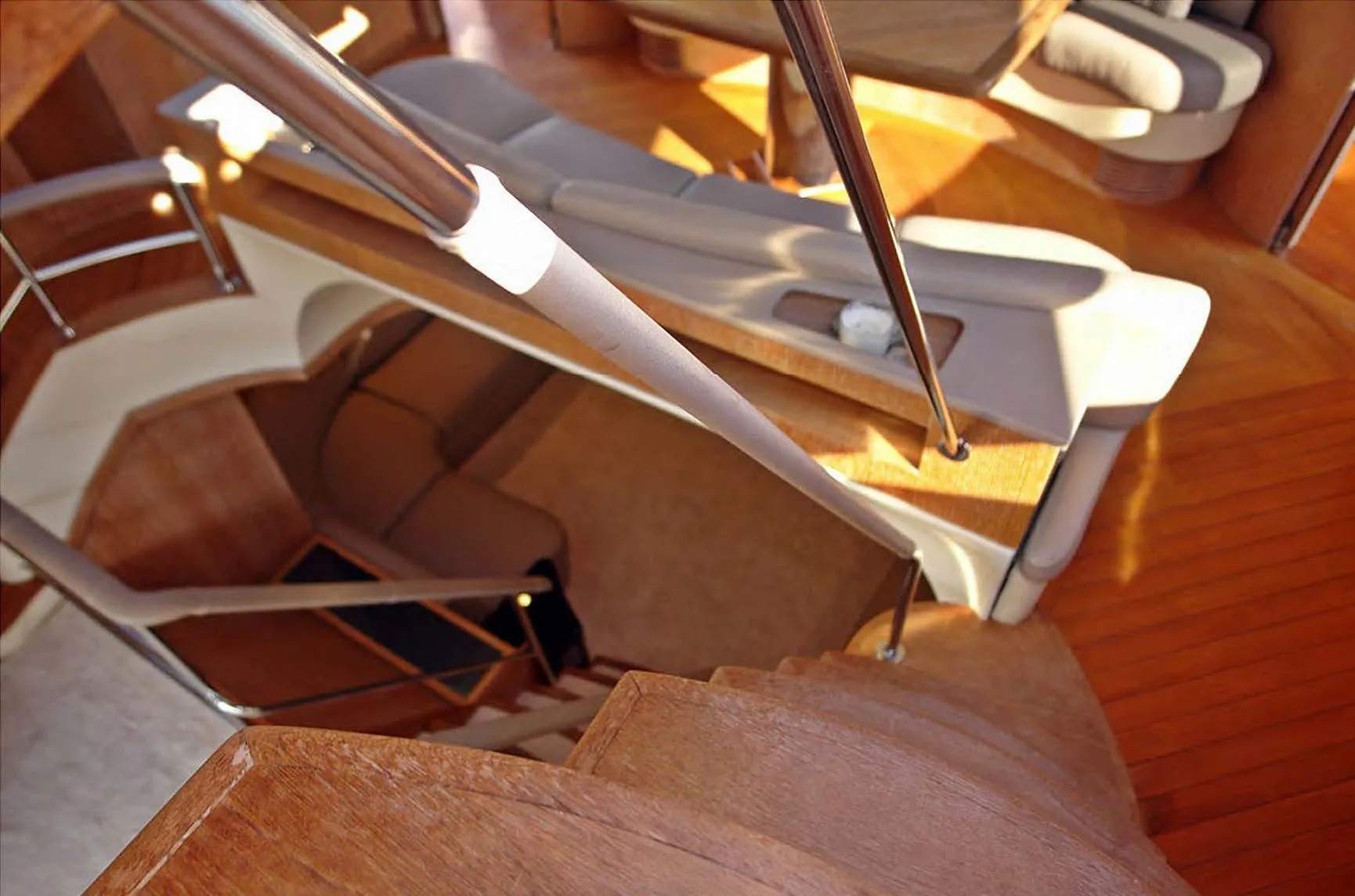 CERRI CANTIERI NAVALI