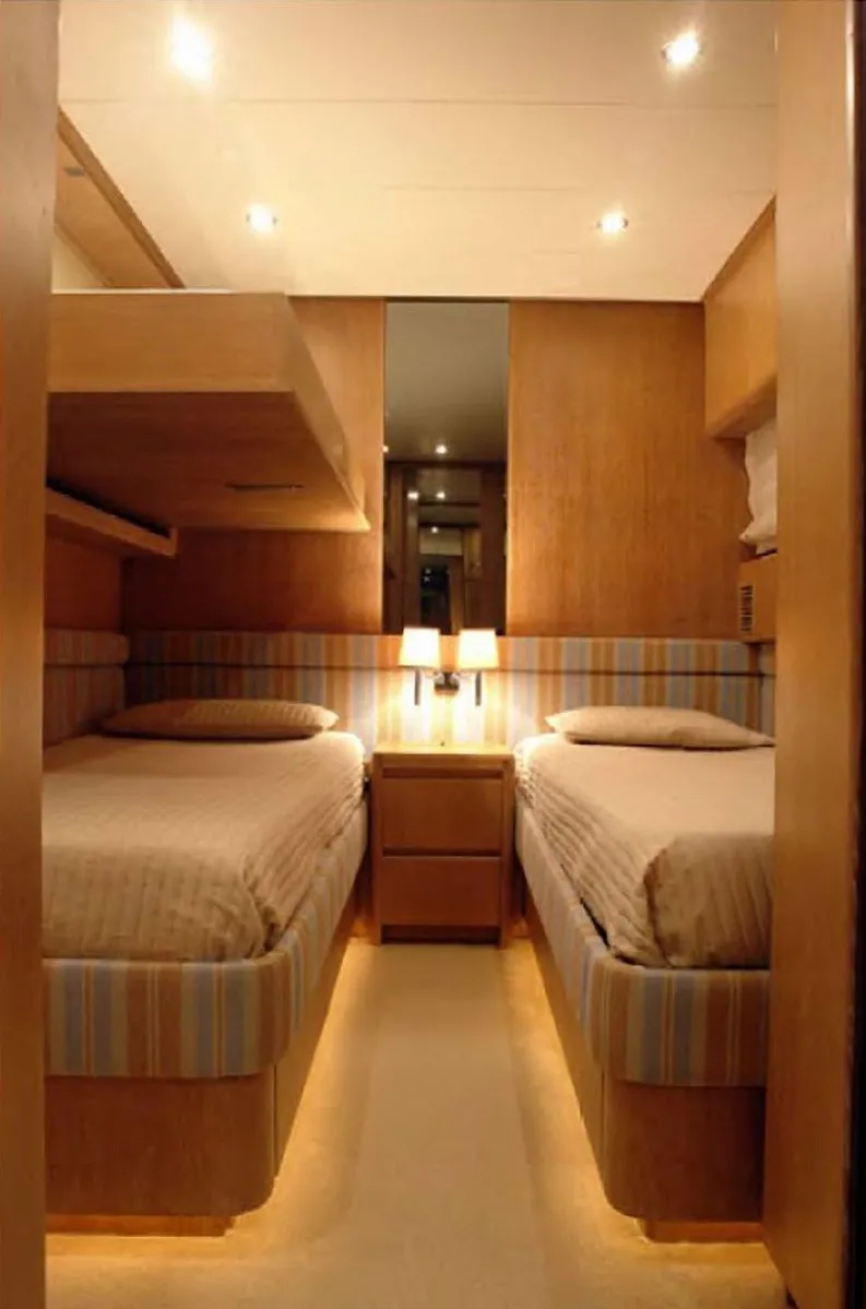 CERRI CANTIERI NAVALI