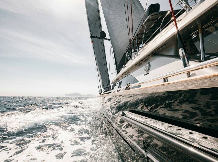 Chartering the Perfect Yacht for Your Greece Vacation in 2025