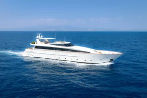 M/Y Aquila