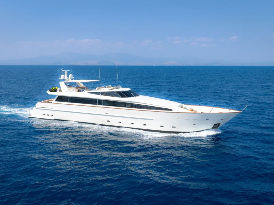 M/Y Aquila
