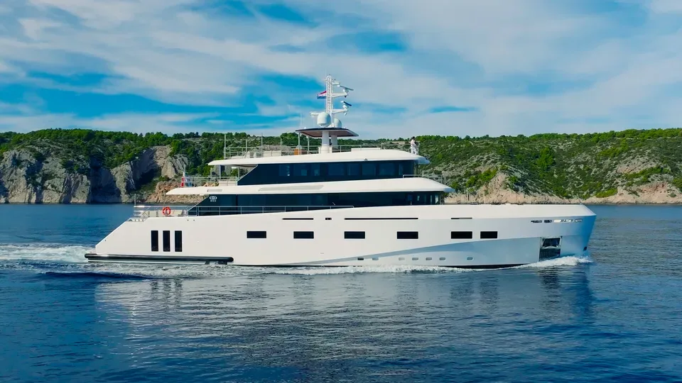 M/Y Renata